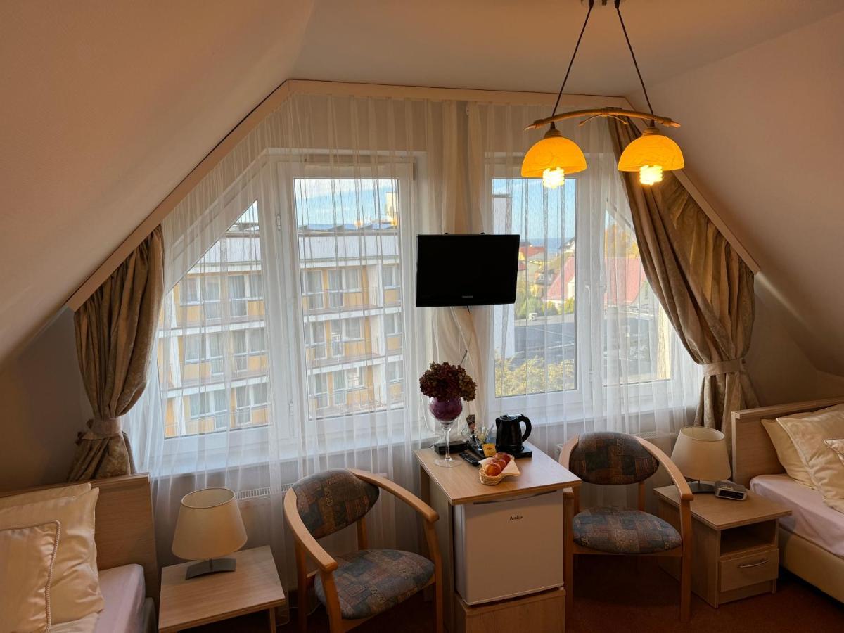 Politechnika Warszawska Osrodek Wypoczynkowy Hotel Сърбиново Екстериор снимка