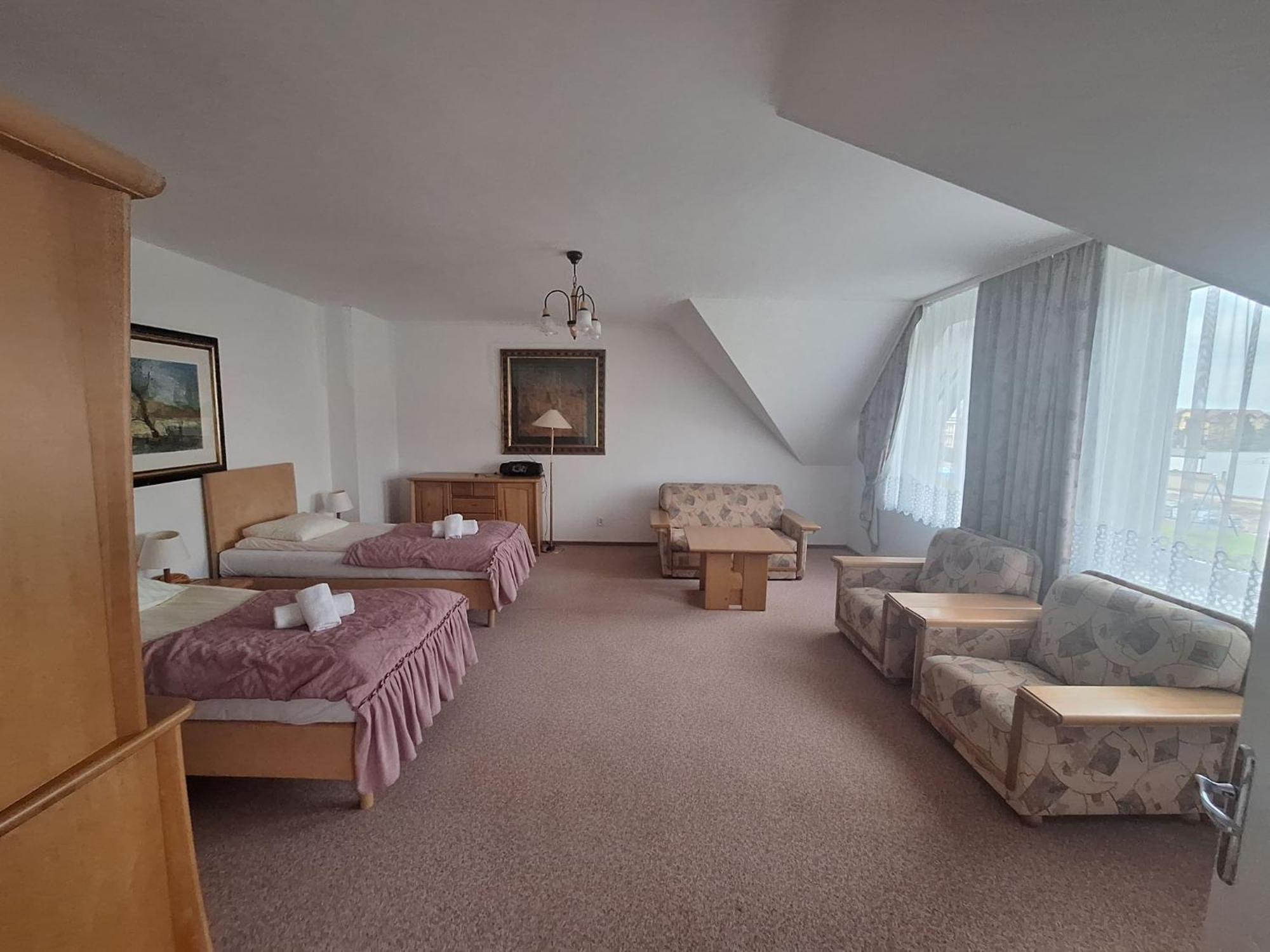 Politechnika Warszawska Osrodek Wypoczynkowy Hotel Сърбиново Екстериор снимка