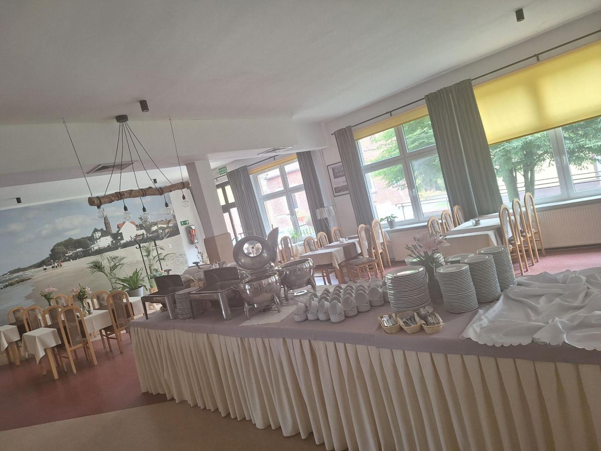 Politechnika Warszawska Osrodek Wypoczynkowy Hotel Сърбиново Екстериор снимка